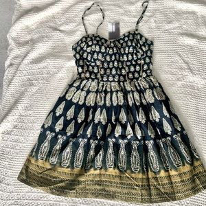 BL Motif Summer Dress
